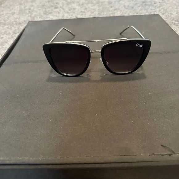Quay Australia | Accessories | Quay Sunglasses Black Never  display picture 2